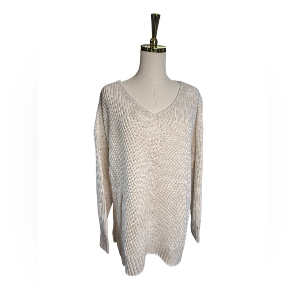 a.n.a Cream V-Neck Knit Sweater Cream with Gold Accents Size XXL